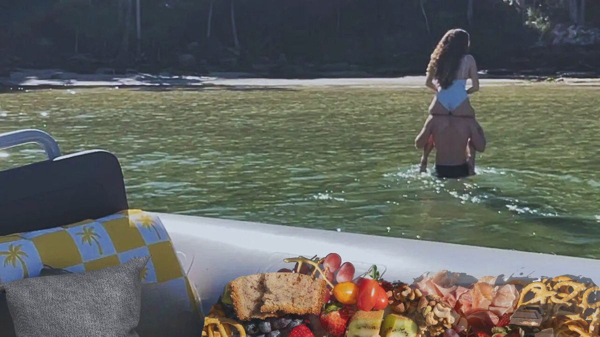 Northern Beaches Boating Couple Tour Romance Northern Beaches Boating Couples Tour Romance